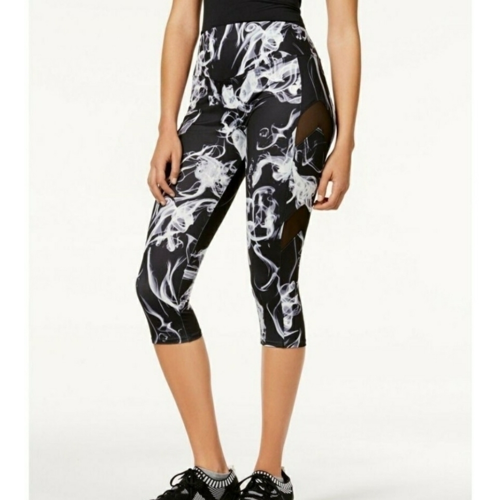 MATERIAL Girl Mesh Inset Cropped Leggings sz. XS